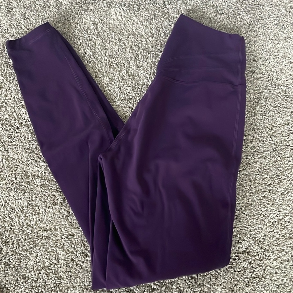 Eggplant purple legacy leggings!